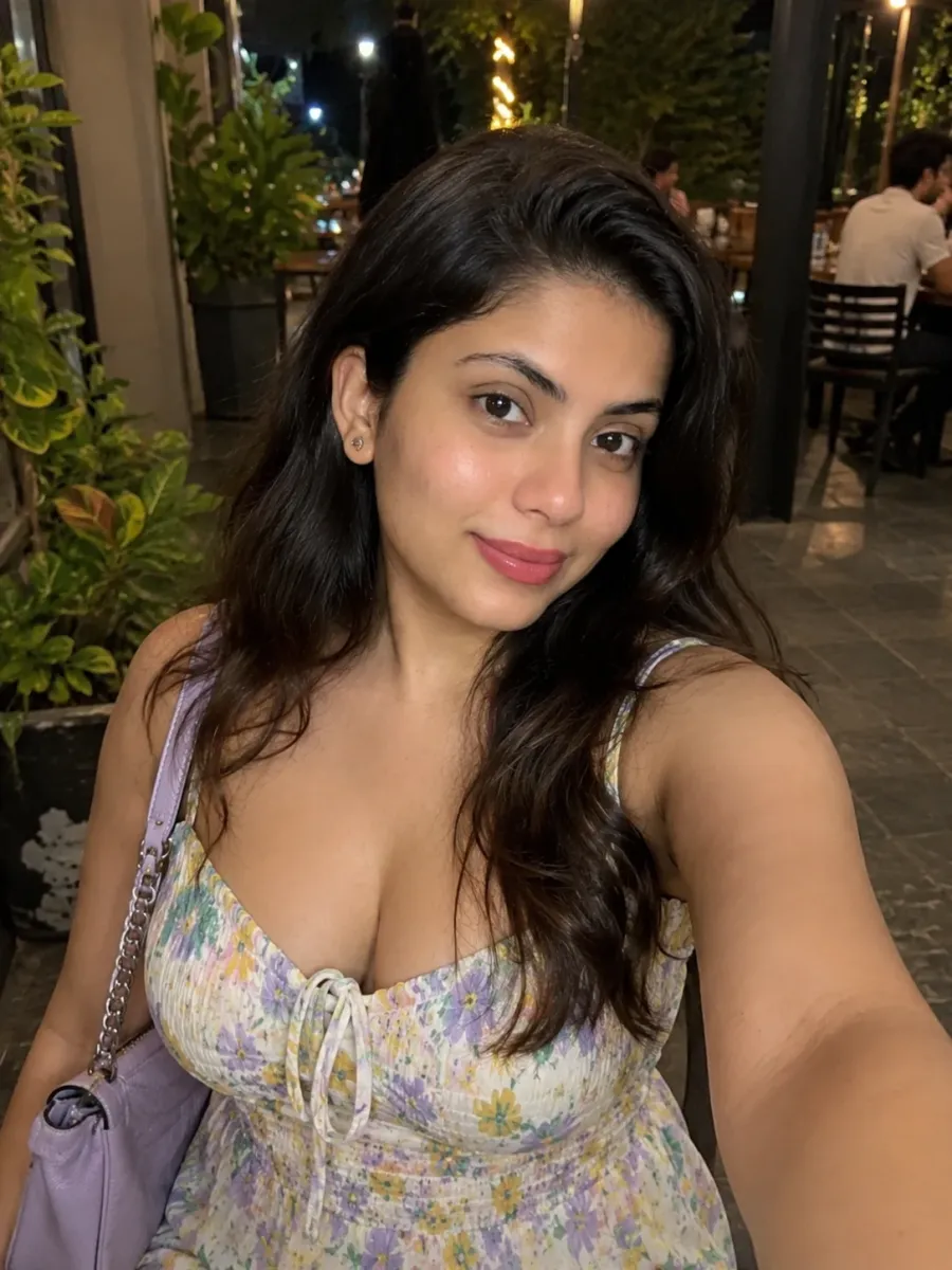 Russian Call Girl Fair Skin & Full Escort Service