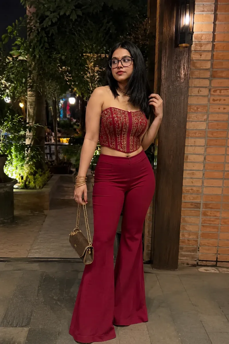 Office Going Call Girl Pune for Evening Meetings